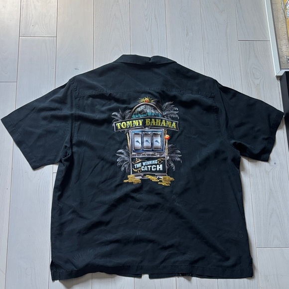 Tommy Bahama Black Graphic Men's Shirt - Picture 2 of 6